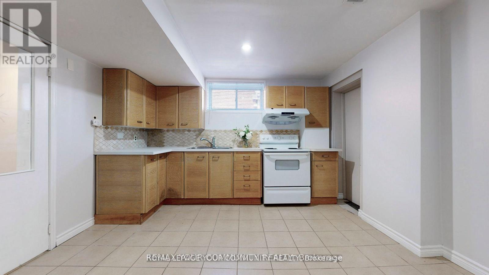 Bsmt - 41 Shropshire Drive, Toronto, Ontario  M1P 1Y8 - Photo 11 - E12957250