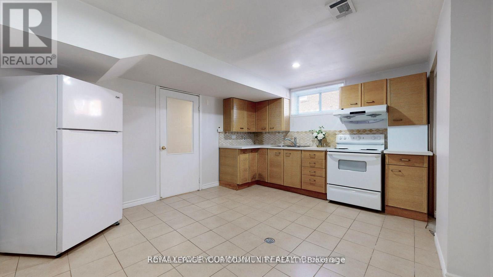 Bsmt - 41 Shropshire Drive, Toronto, Ontario  M1P 1Y8 - Photo 9 - E12957250