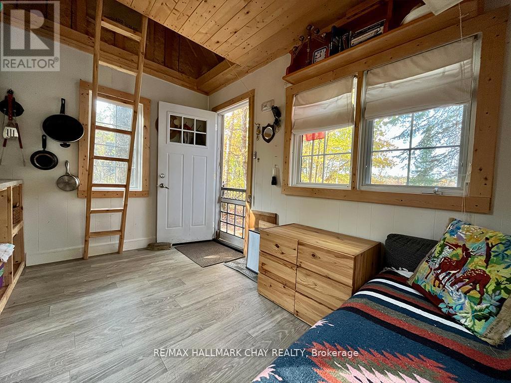 1133 Fire Route A1 Street, Gravenhurst, Ontario  P1P 1R3 - Photo 10 - X12340931