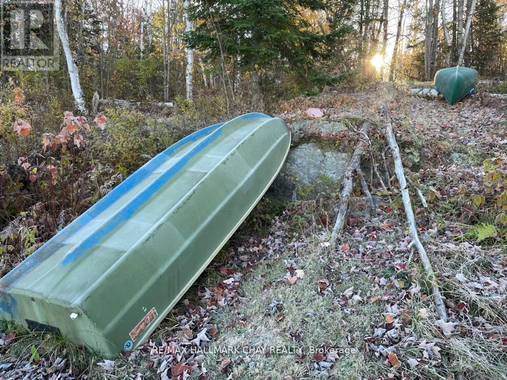 1133 Fire Route A1 Street, Gravenhurst, Ontario  P1P 1R3 - Photo 25 - X12340931