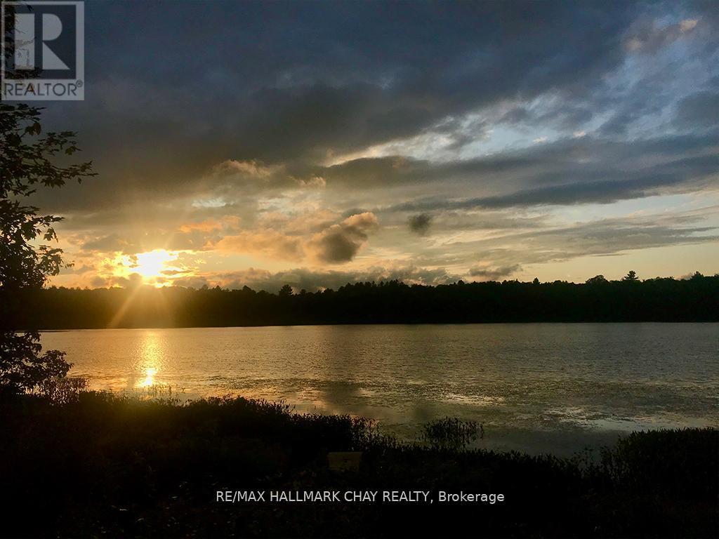 1133 Fire Route A1 Street, Gravenhurst, Ontario  P1P 1R3 - Photo 15 - X12340931