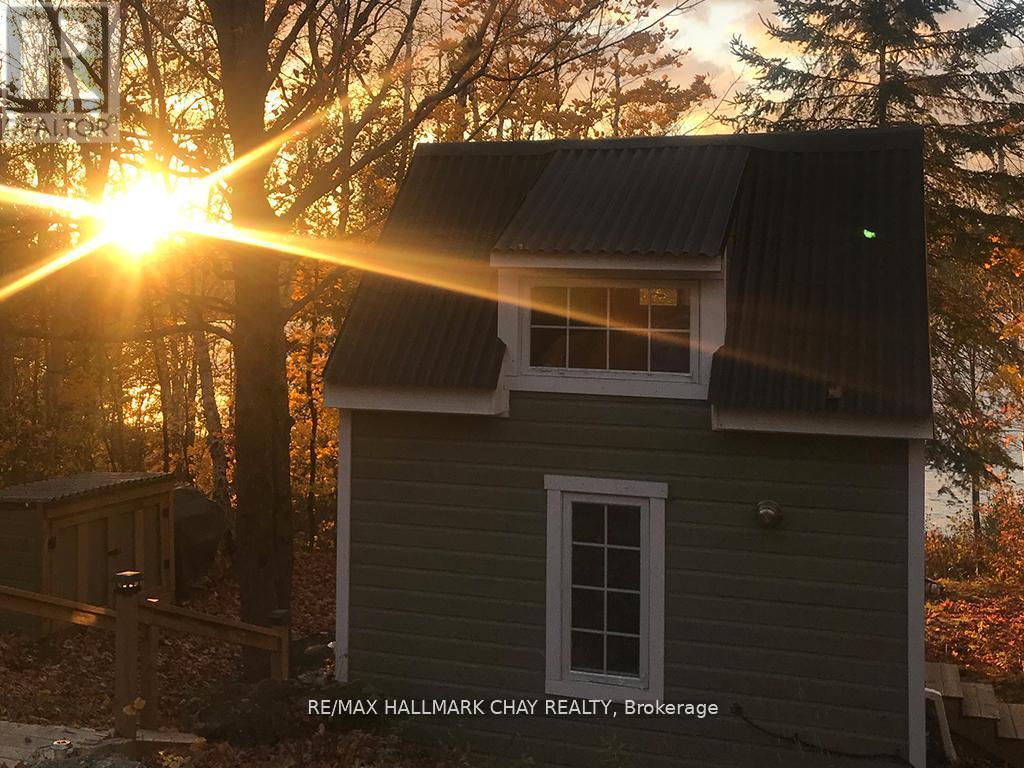 1133 Fire Route A1 Street, Gravenhurst, Ontario  P1P 1R3 - Photo 22 - X12340931