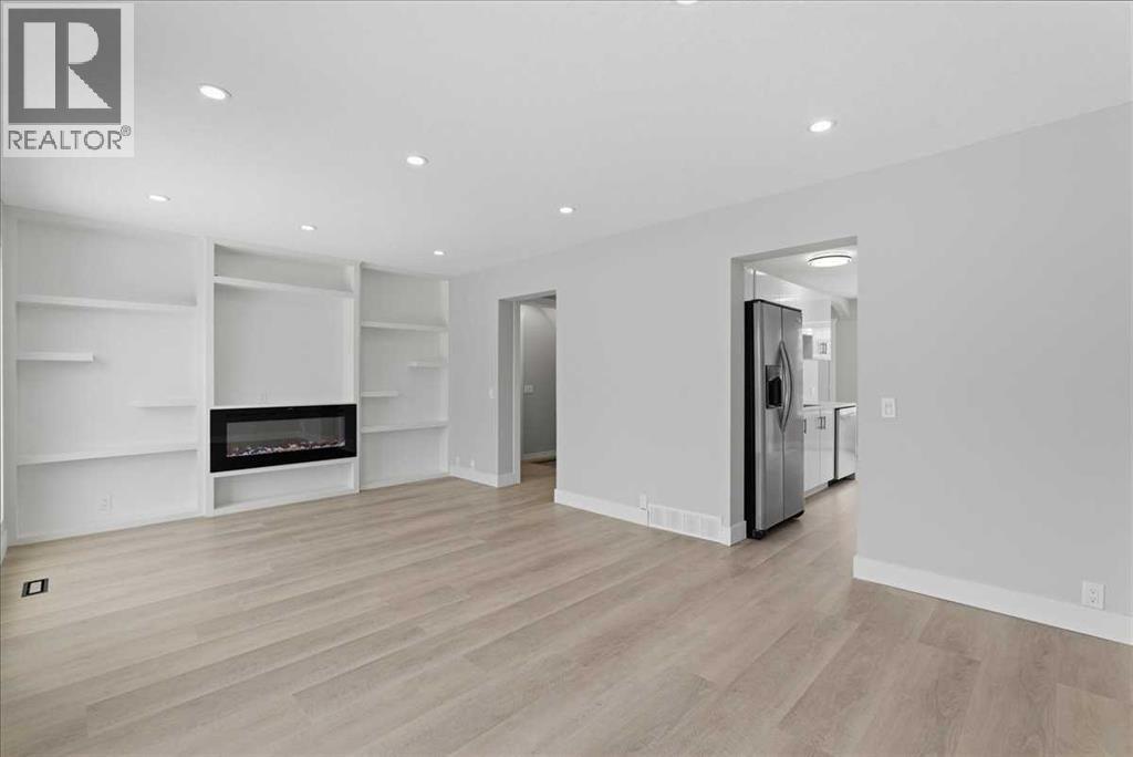 172 Abinger Crescent Ne, Calgary, Alberta  T2A 6L3 - Photo 7 - A2297799