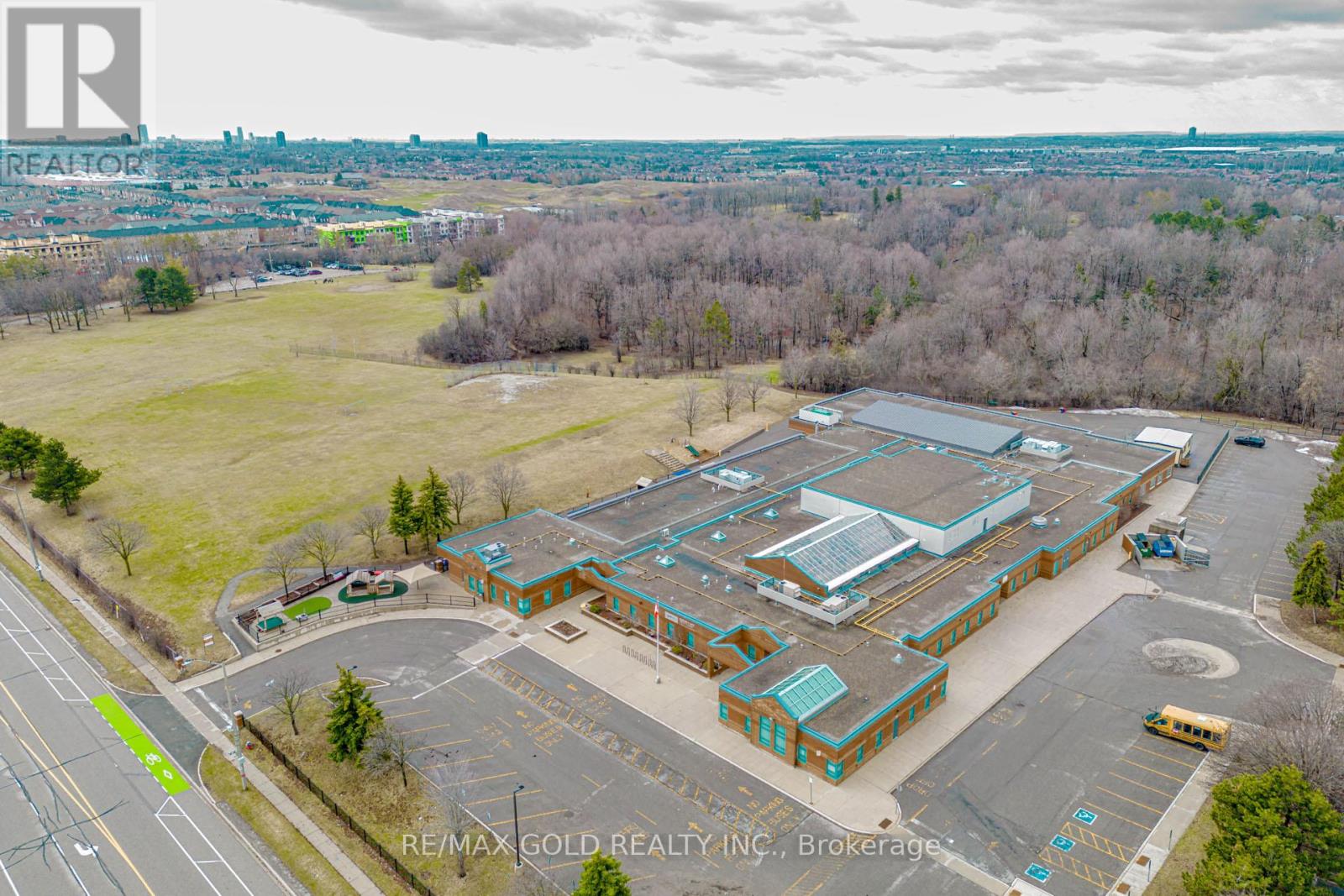 154 Brussels Avenue, Brampton, Ontario  L6Z 0E1 - Photo 49 - W12957260