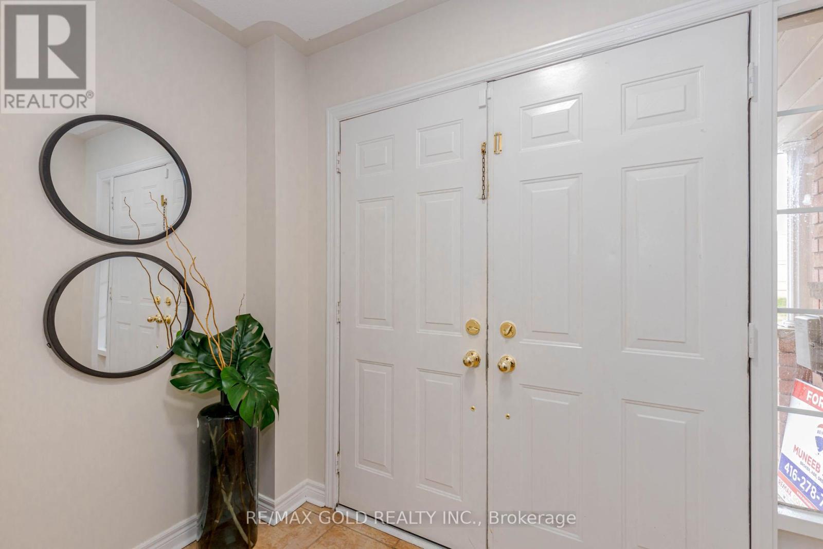 154 Brussels Avenue, Brampton, Ontario  L6Z 0E1 - Photo 6 - W12957260