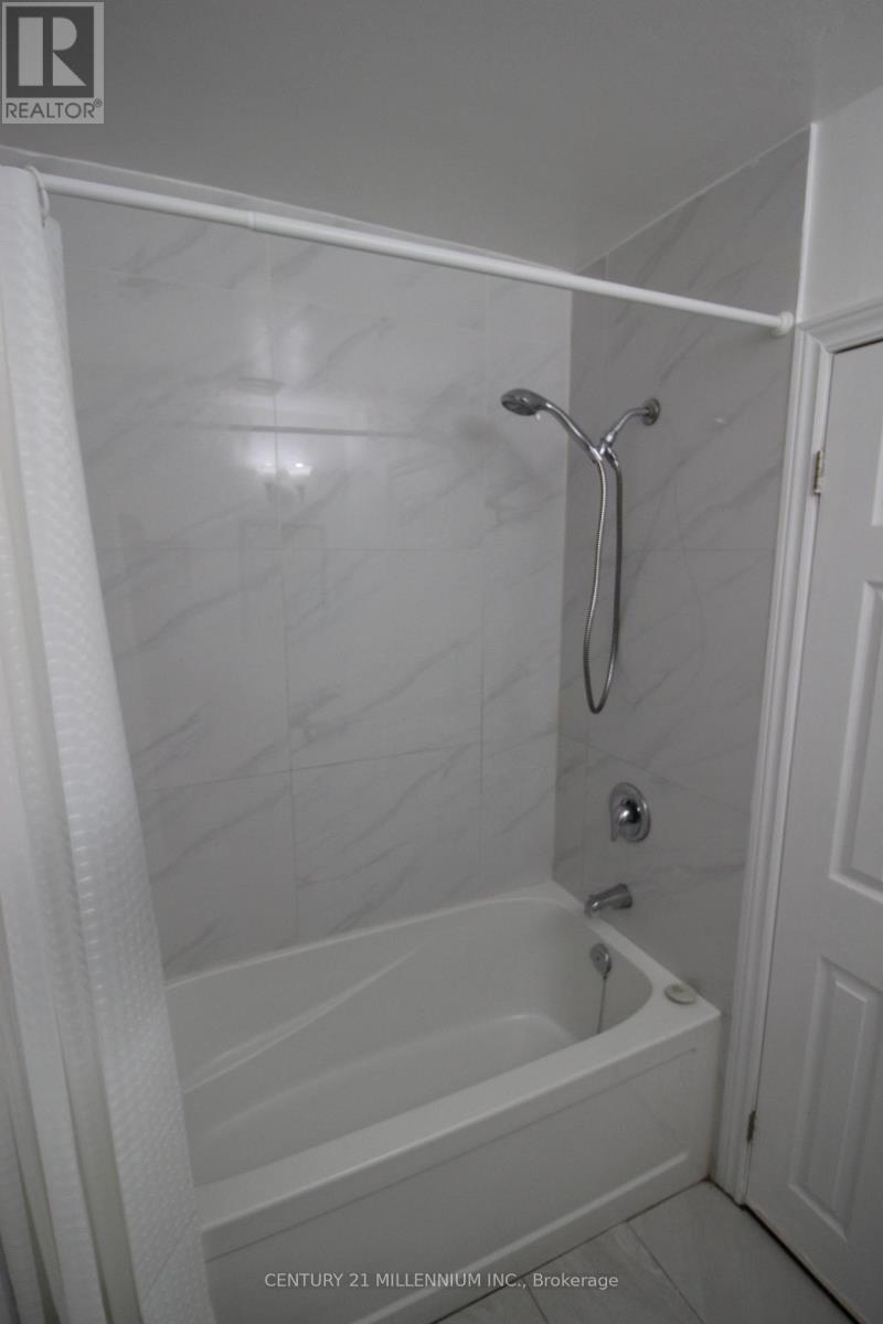 Upper - 2991 Islington Avenue, Toronto, Ontario  M9L 2K9 - Photo 29 - W12957276