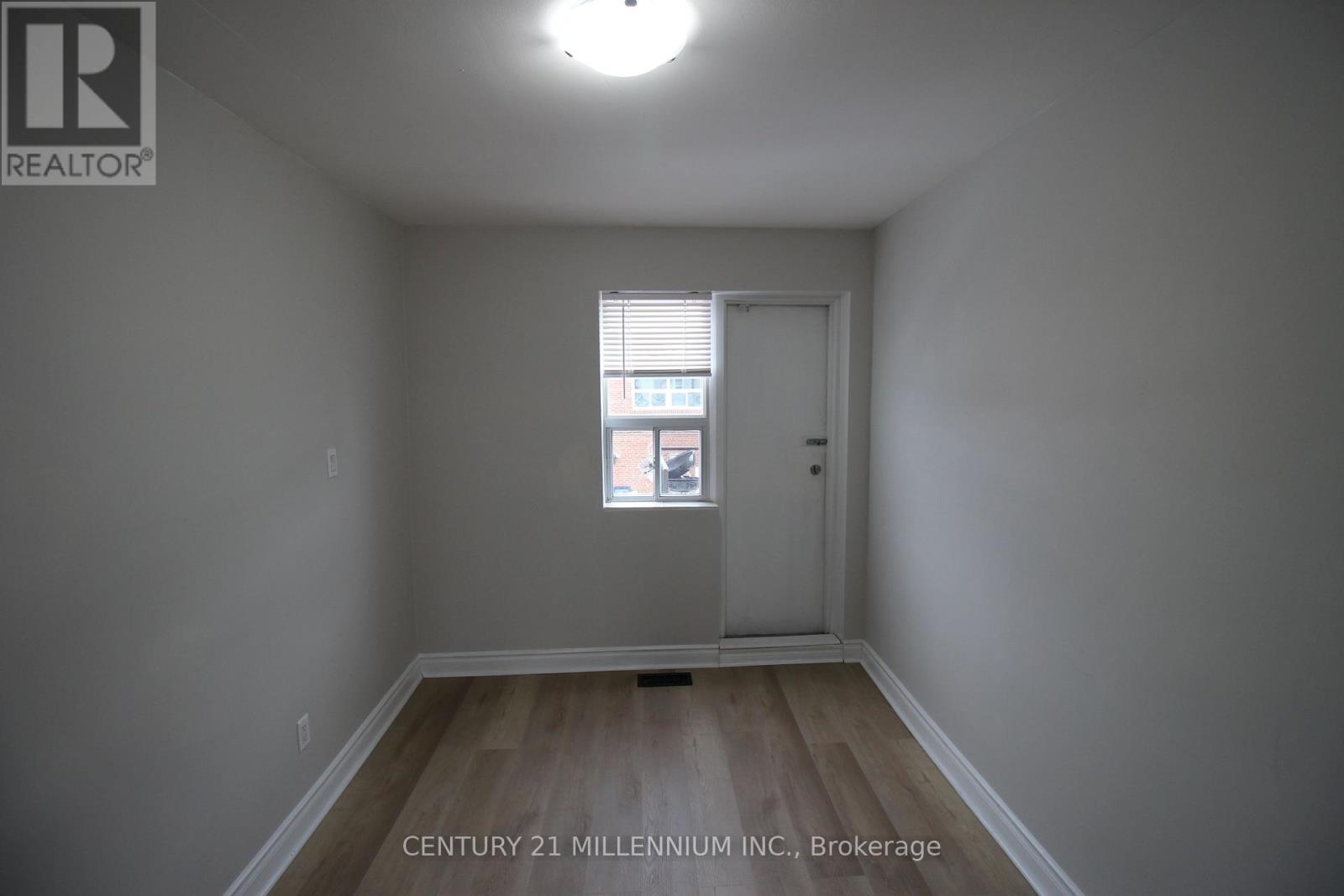 Upper - 2991 Islington Avenue, Toronto, Ontario  M9L 2K9 - Photo 32 - W12957276