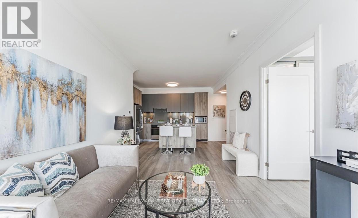 38 Water Walk Drive, Markham, Ontario  L3R 6M8 - Photo 16 - N12956914