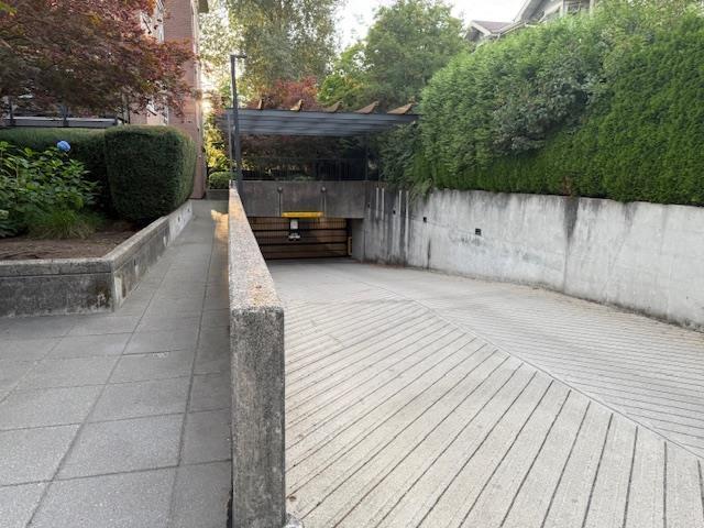 301 10707 139 Street, Surrey, British Columbia  V3T 0B2 - Photo 6 - R3047987