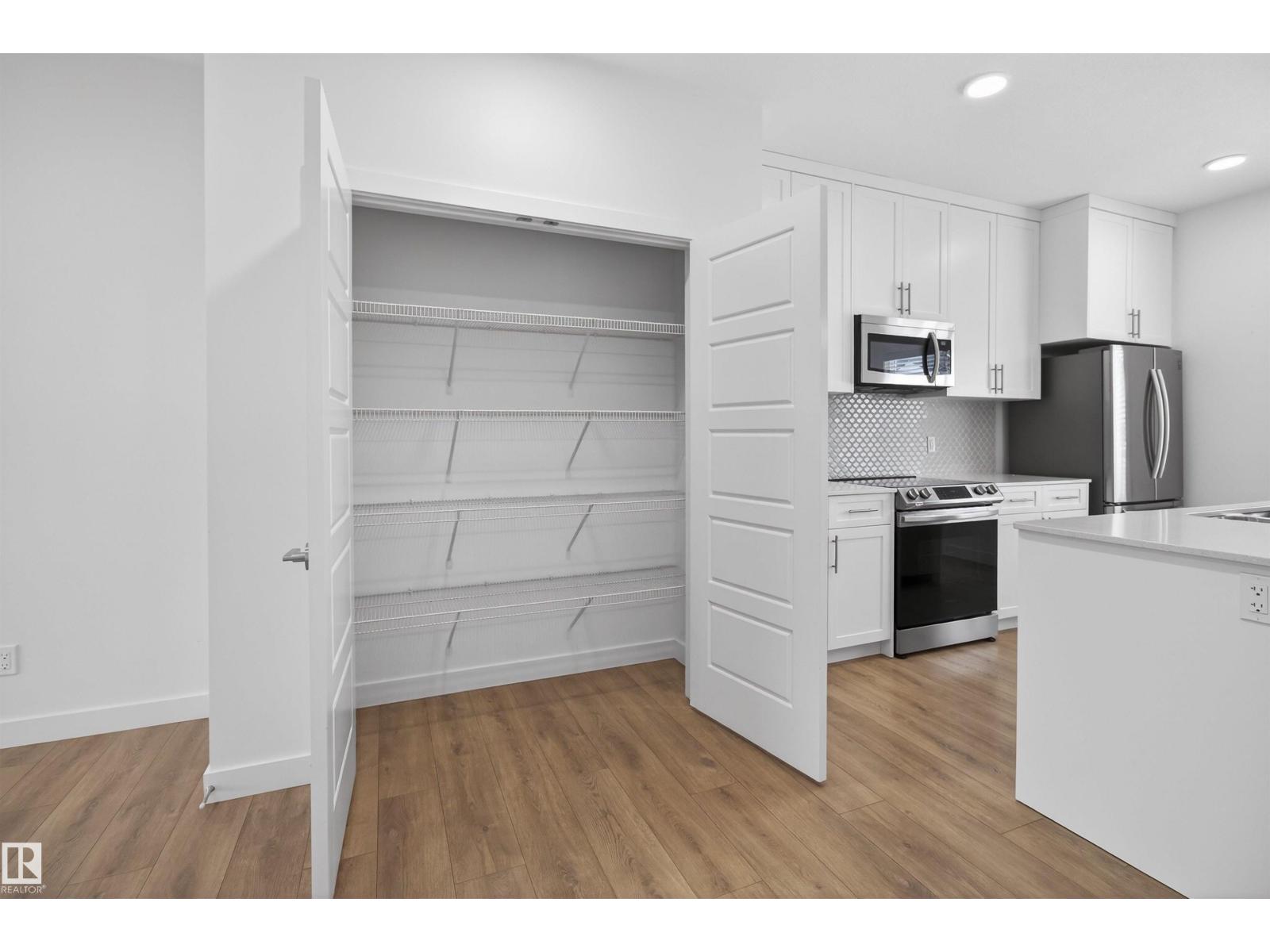 2949 Coughlan Green Gr Sw, Edmonton, Alberta  T6W 3X6 - Photo 9 - E4480656