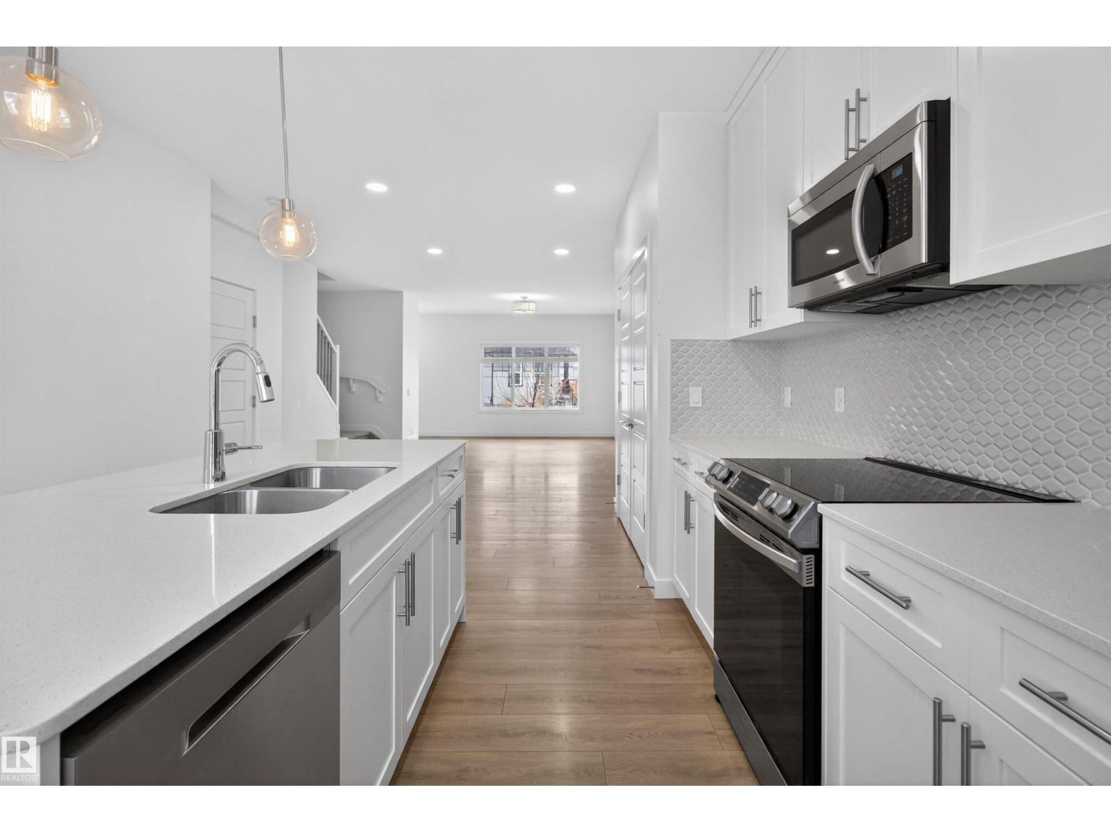 2949 Coughlan Green Gr Sw, Edmonton, Alberta  T6W 3X6 - Photo 11 - E4480656