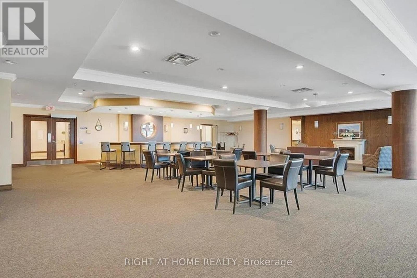 Ph06 - 37 Ellen Street, Barrie, Ontario L0K 1S0 - Photo 33 - S12955464