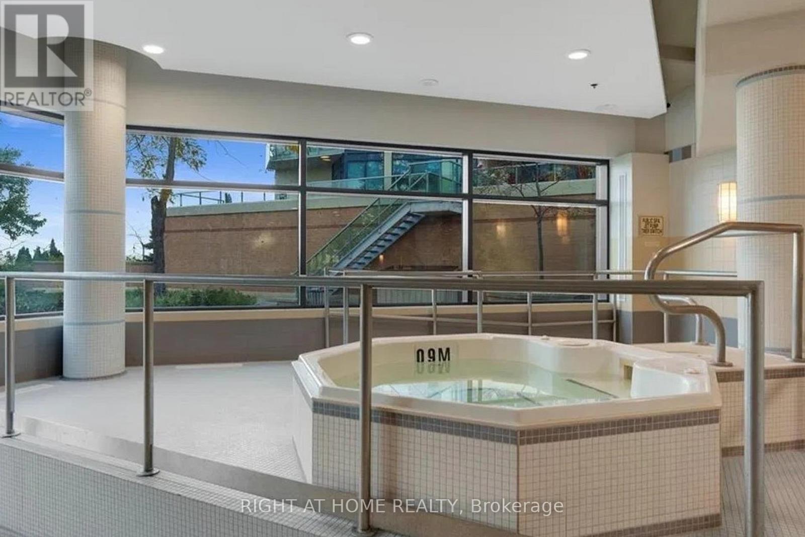 Ph06 - 37 Ellen Street, Barrie, Ontario L0K 1S0 - Photo 36 - S12955464