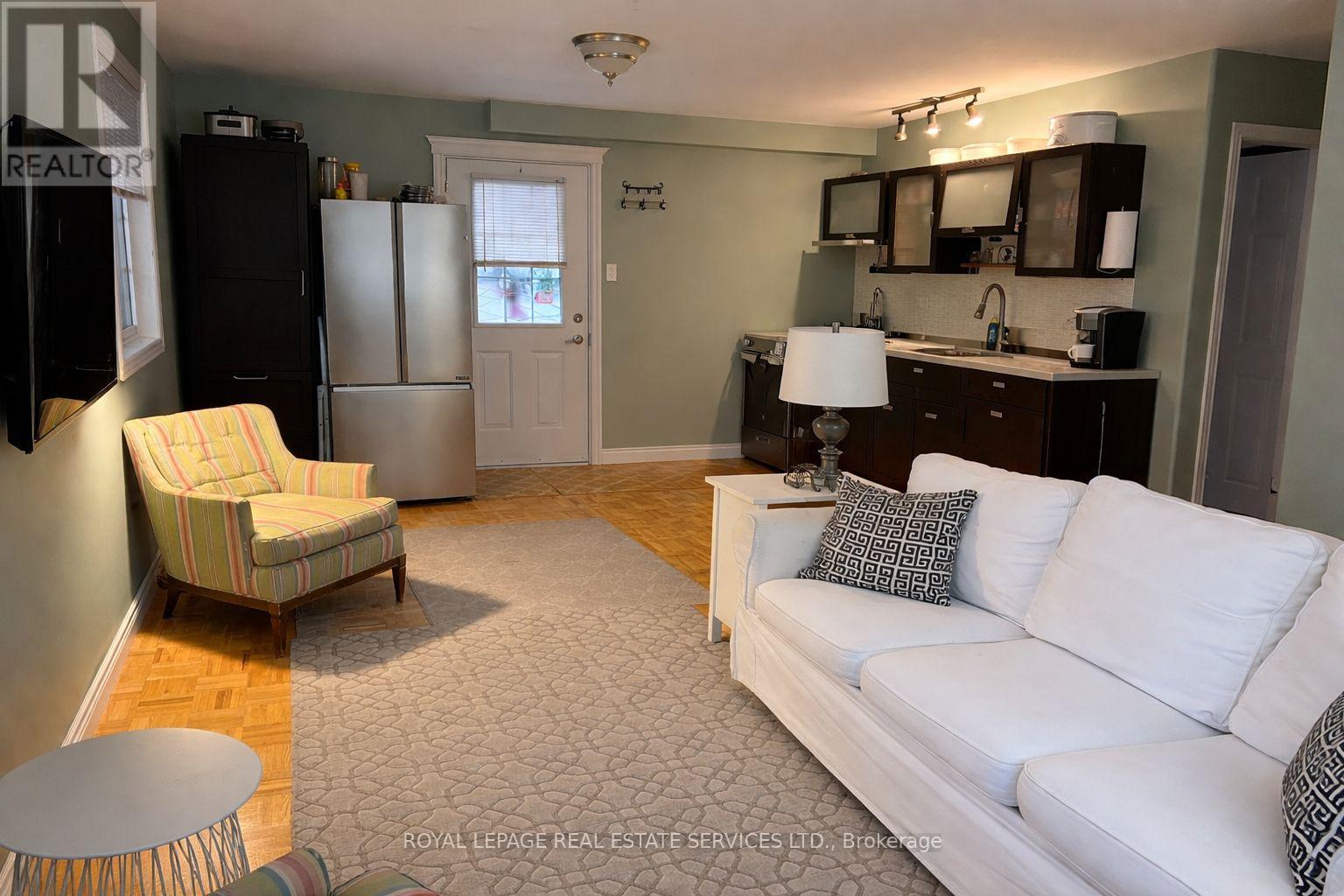 101 32nd Street S, Wasaga Beach, Ontario  L9Z 2S6 - Photo 6 - S12957158