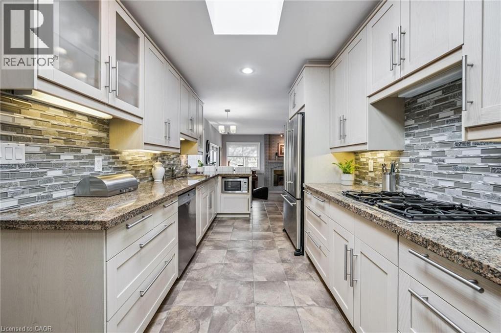 3012 First Street, Burlington, Ontario  L7N 1C3 - Photo 3 - 40721018