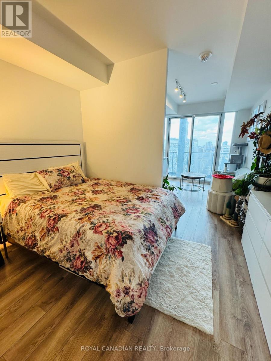 1317 - 20 Edward Street S, Toronto, Ontario  M5G 0C5 - Photo 11 - C12957330
