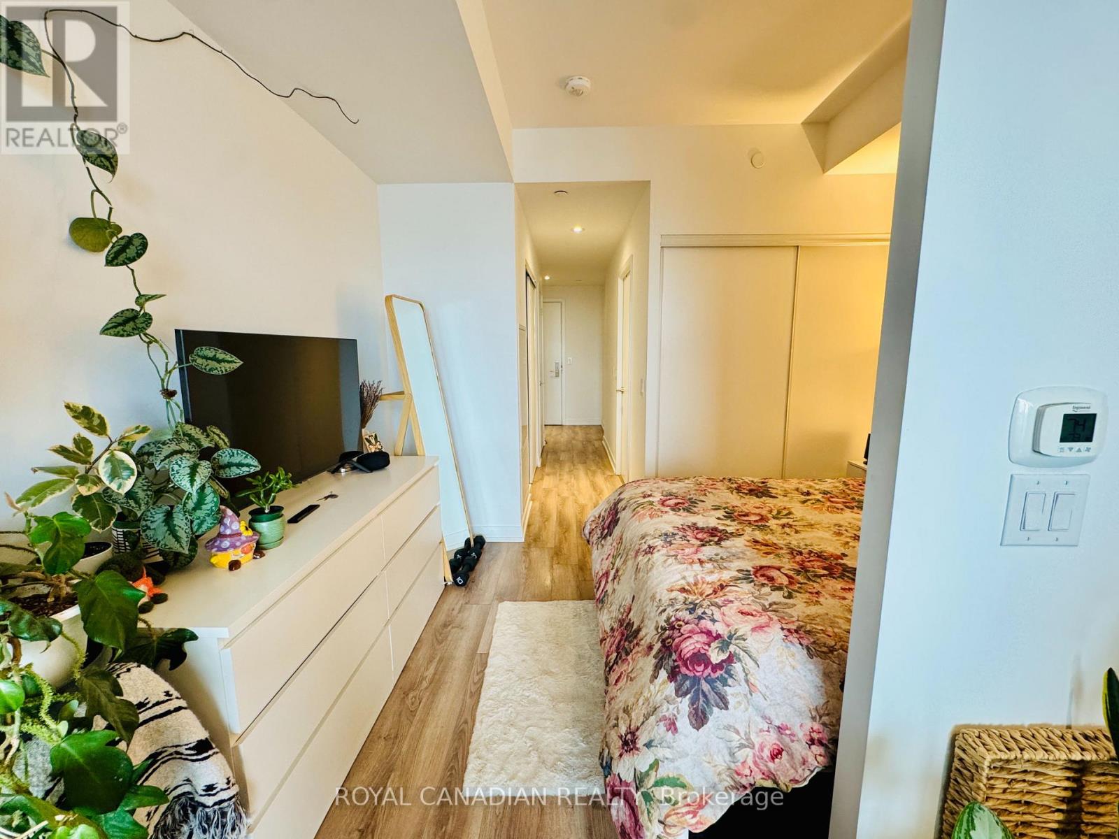 1317 - 20 Edward Street S, Toronto, Ontario  M5G 0C5 - Photo 13 - C12957330