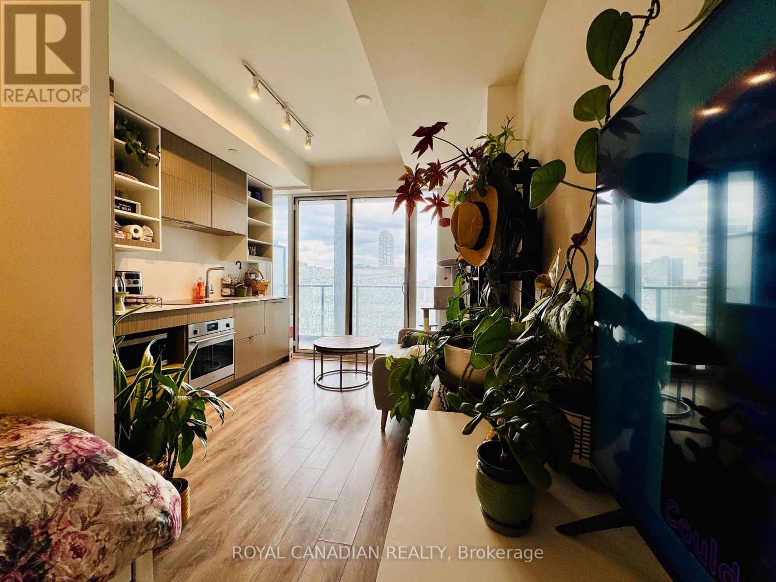 1317 - 20 Edward Street S, Toronto, Ontario  M5G 0C5 - Photo 15 - C12957330