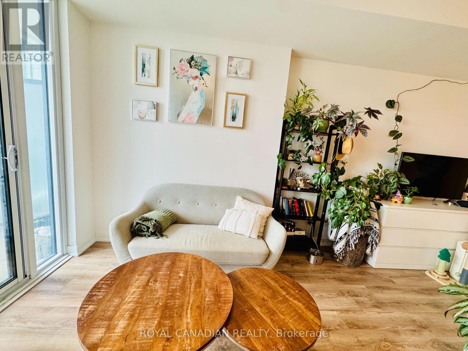 1317 - 20 Edward Street S, Toronto, Ontario  M5G 0C5 - Photo 18 - C12957330