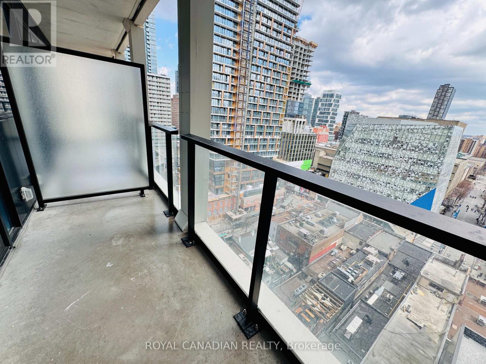 1317 - 20 Edward Street S, Toronto, Ontario  M5G 0C5 - Photo 20 - C12957330