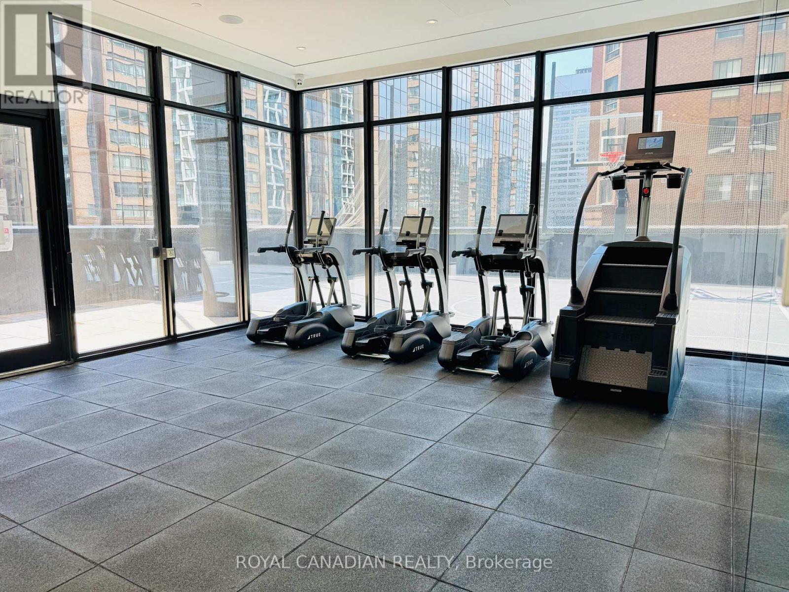 1317 - 20 Edward Street S, Toronto, Ontario  M5G 0C5 - Photo 24 - C12957330