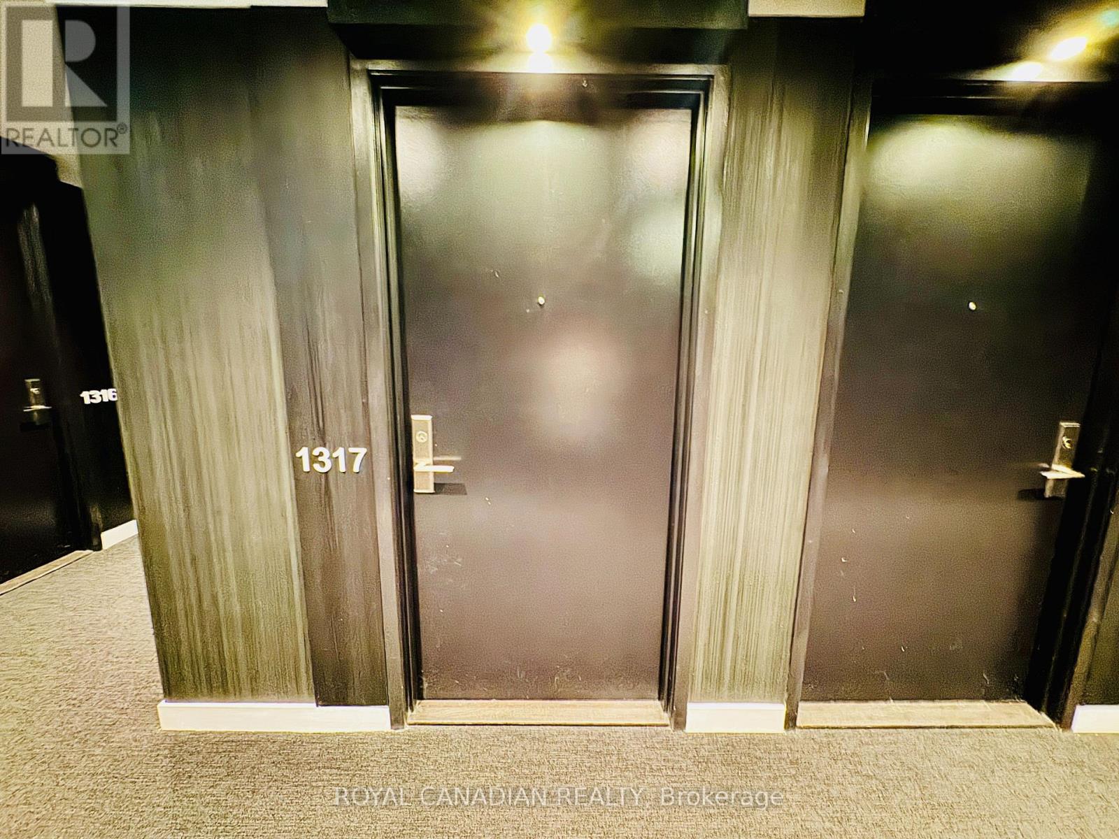 1317 - 20 Edward Street S, Toronto, Ontario  M5G 0C5 - Photo 4 - C12957330