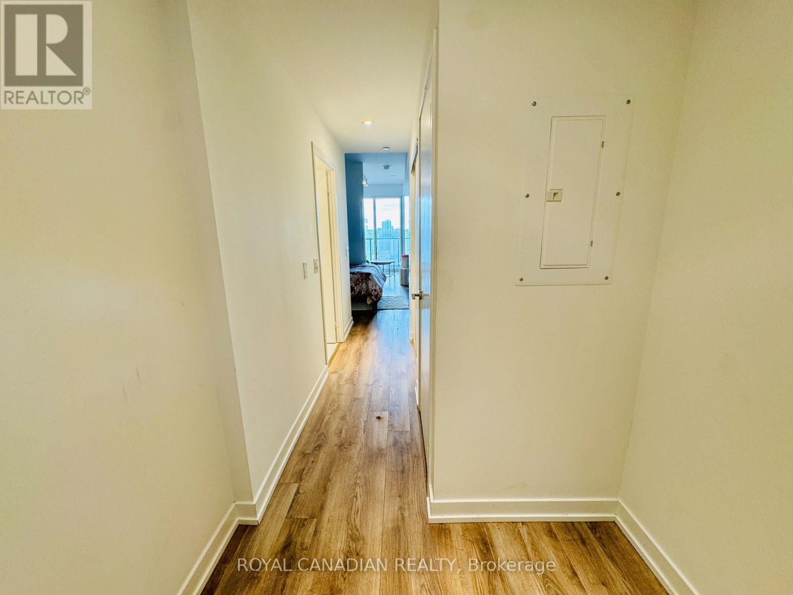 1317 - 20 Edward Street S, Toronto, Ontario  M5G 0C5 - Photo 6 - C12957330