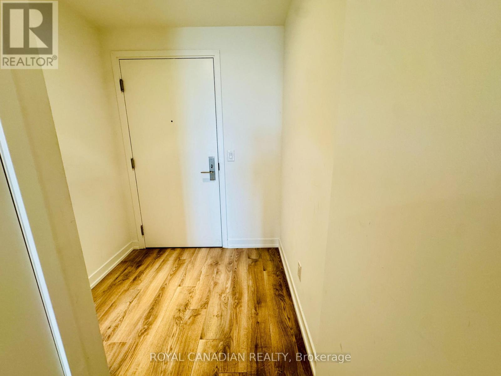 1317 - 20 Edward Street S, Toronto, Ontario  M5G 0C5 - Photo 7 - C12957330