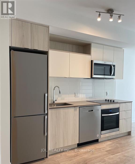 3812 - 100 Dalhousie Street, Toronto, Ontario  M5B 0C7 - Photo 5 - C12957340