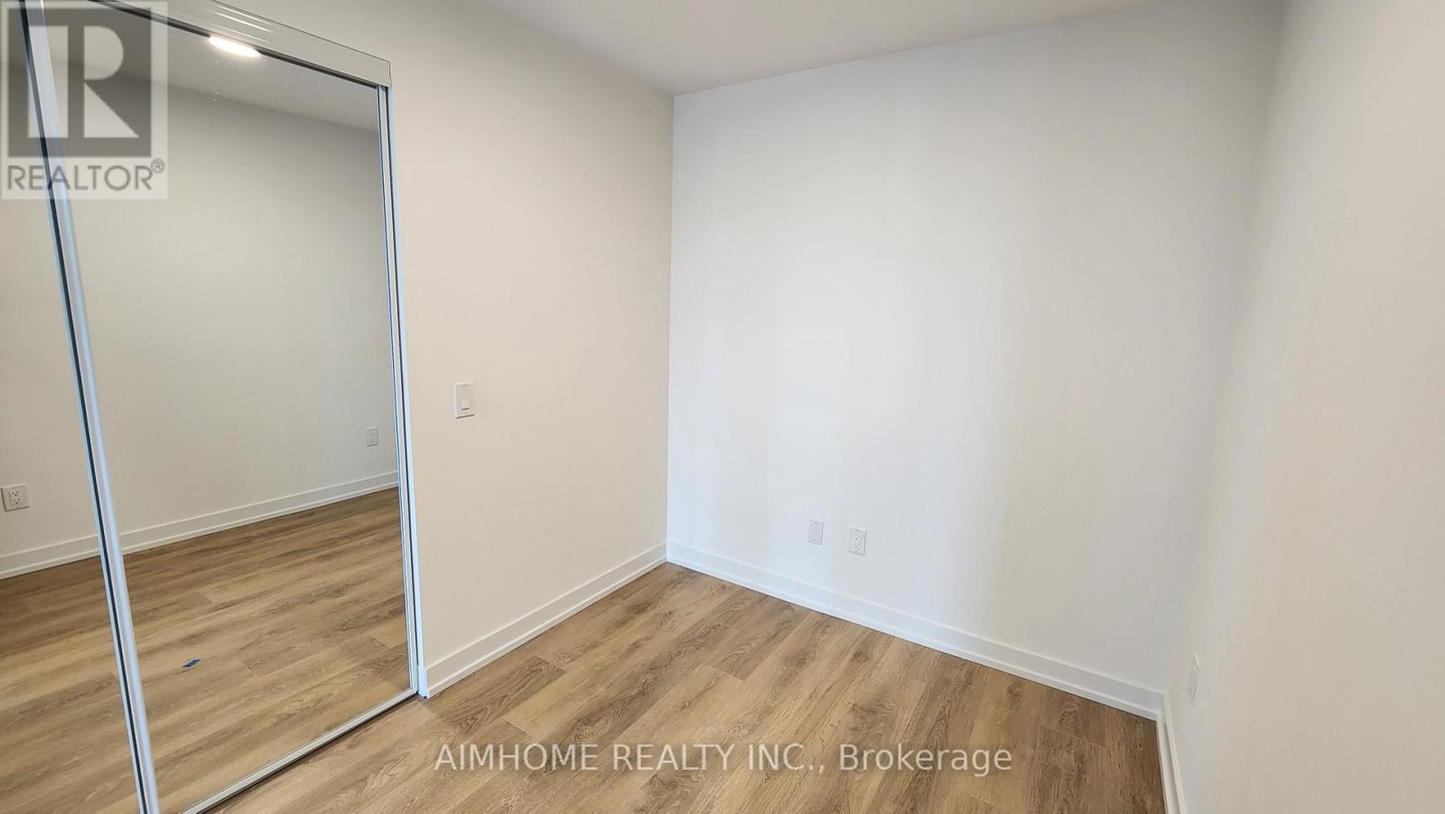 #533 - 150 Logan Avenue, Toronto, Ontario M4M 0E4 - Photo 19 - E12957318