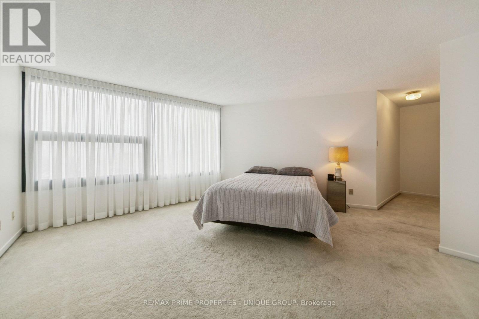 1801 - 1300 Bloor Street, Mississauga, Ontario  L4Y 3Z2 - Photo 20 - W12838990