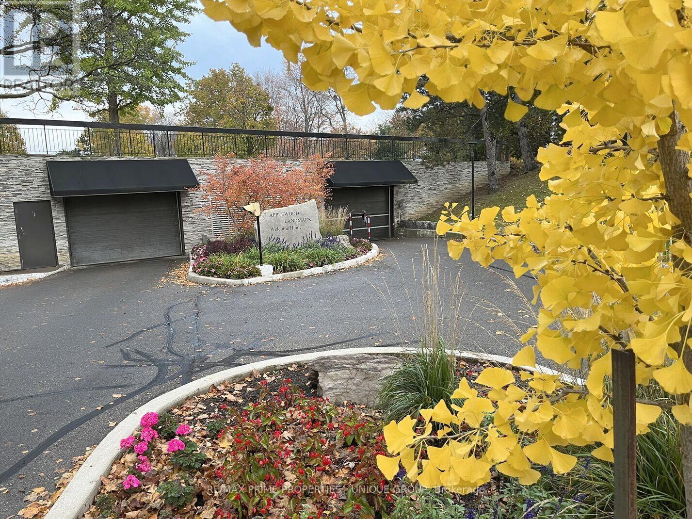 1801 - 1300 Bloor Street, Mississauga, Ontario  L4Y 3Z2 - Photo 44 - W12838990