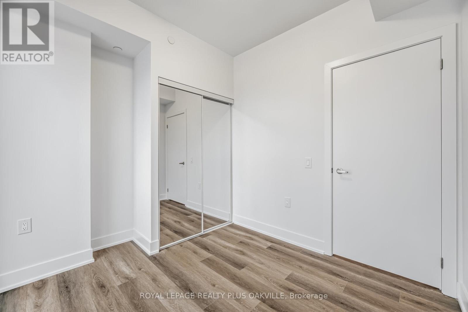 703 - 2088 James Street, Burlington, Ontario  L7R 0H2 - Photo 31 - W12957304