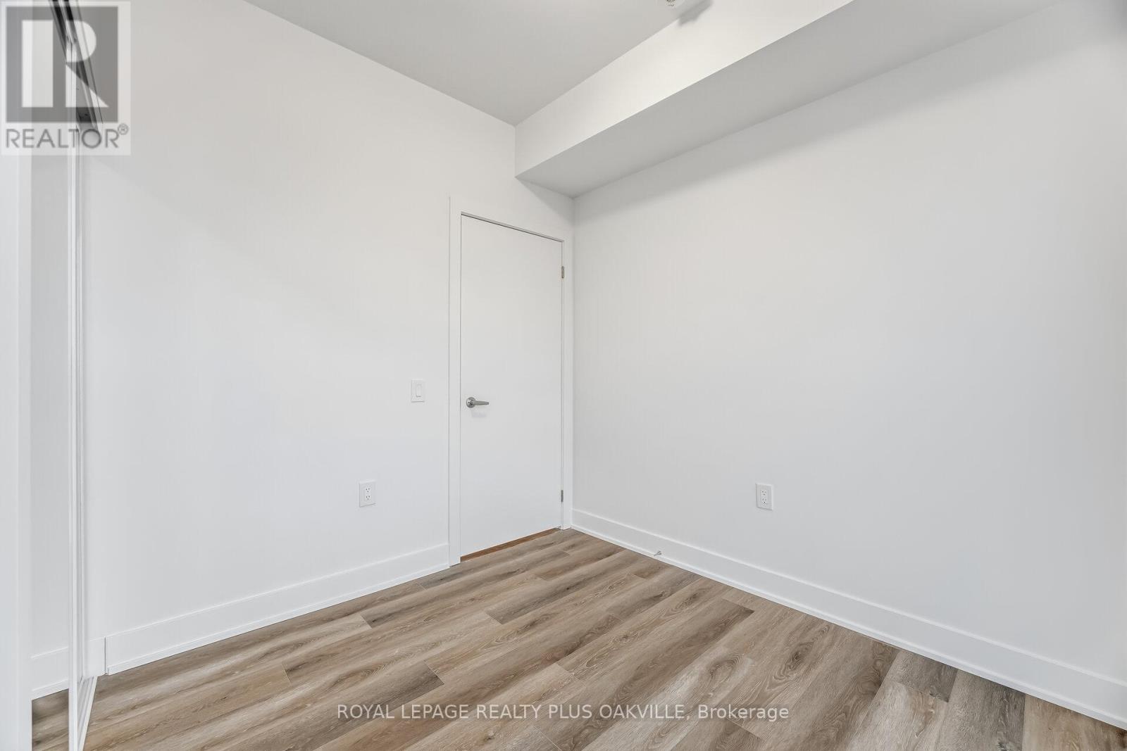 703 - 2088 James Street, Burlington, Ontario  L7R 0H2 - Photo 32 - W12957304