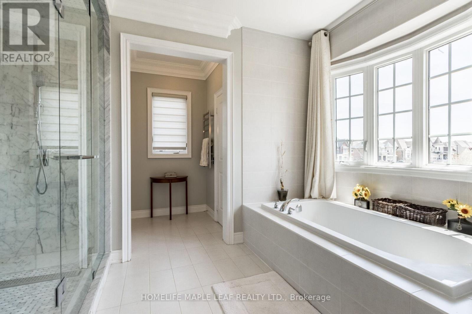 44 Herringbone Crescent, Brampton, Ontario  L6P 4B8 - Photo 27 - W12957308