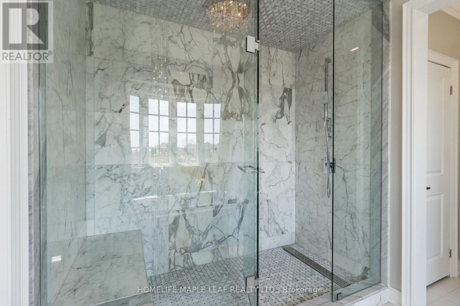 44 Herringbone Crescent, Brampton, Ontario  L6P 4B8 - Photo 28 - W12957308