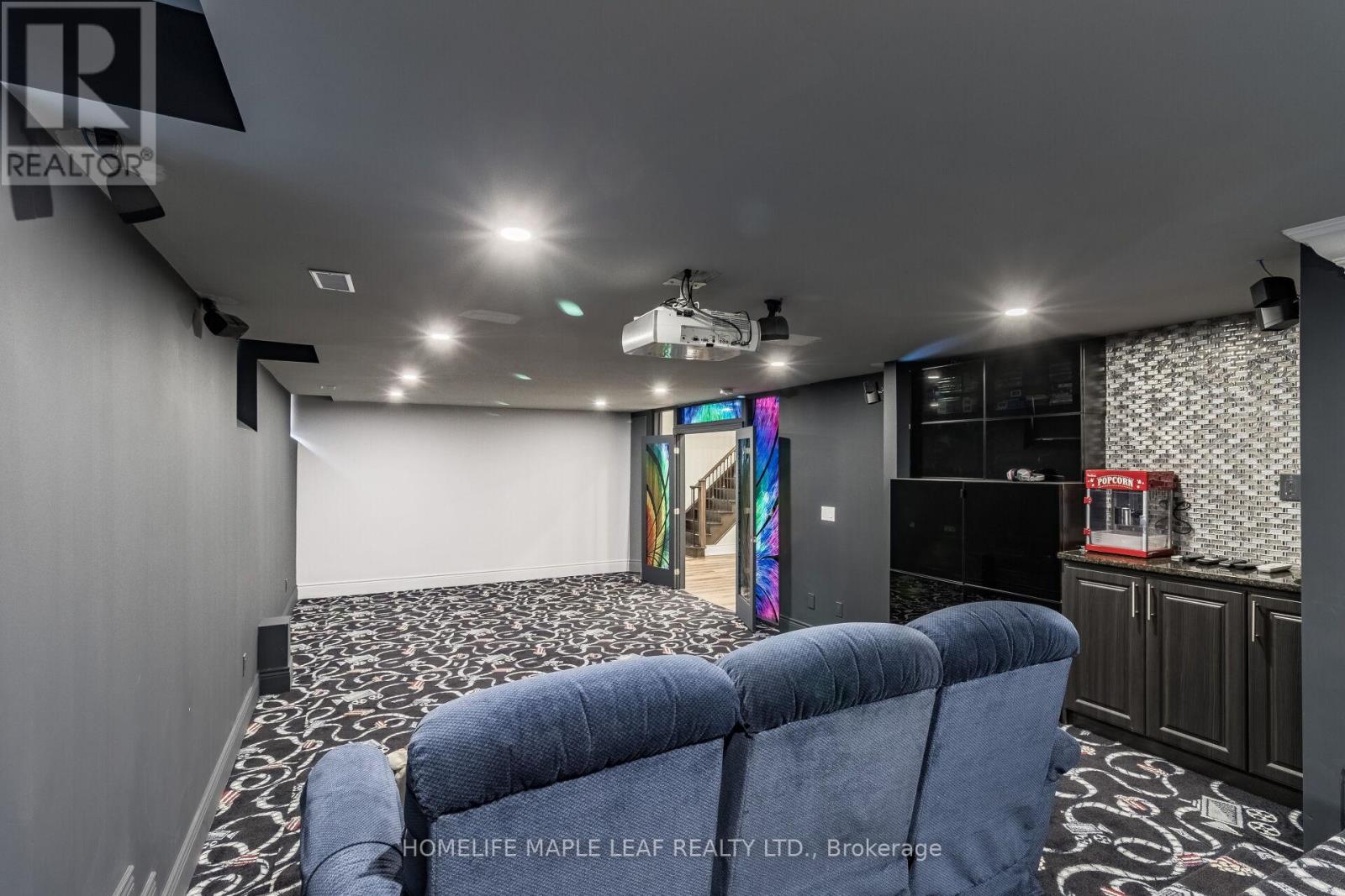 44 Herringbone Crescent, Brampton, Ontario  L6P 4B8 - Photo 39 - W12957308