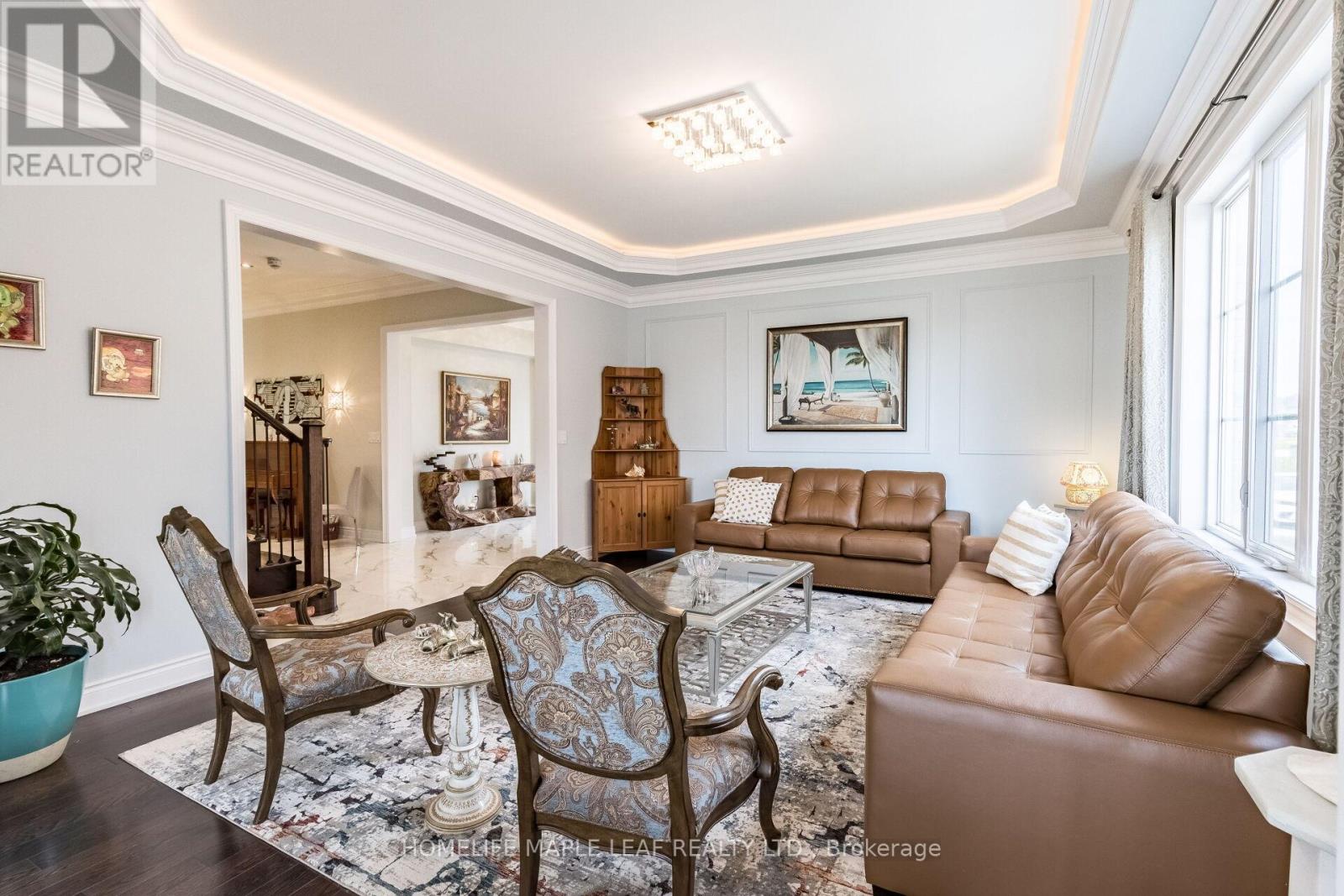 44 Herringbone Crescent, Brampton, Ontario  L6P 4B8 - Photo 9 - W12957308