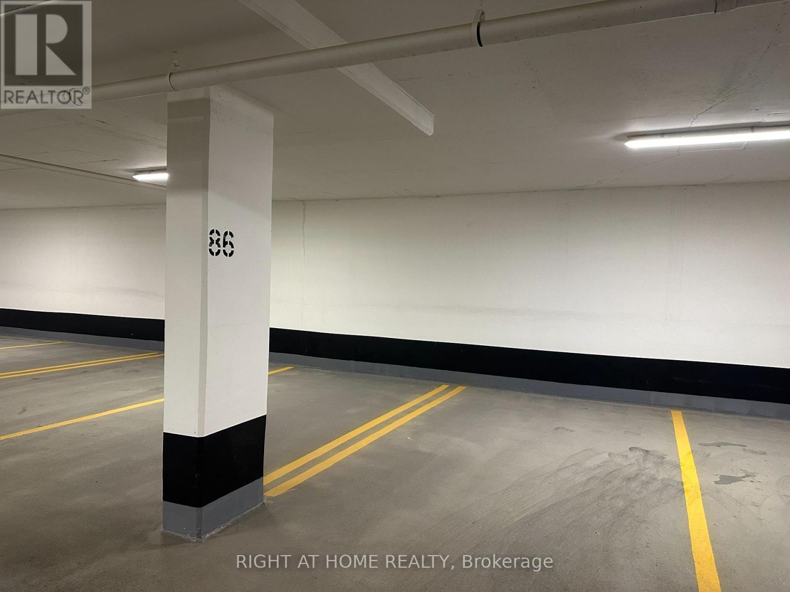 Ph12 - 405 Dundas Street W, Oakville, Ontario  L6M 5P9 - Photo 41 - W12957320