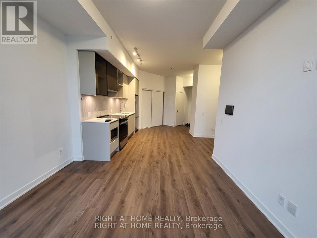 Ph12 - 405 Dundas Street W, Oakville, Ontario  L6M 5P9 - Photo 8 - W12957320