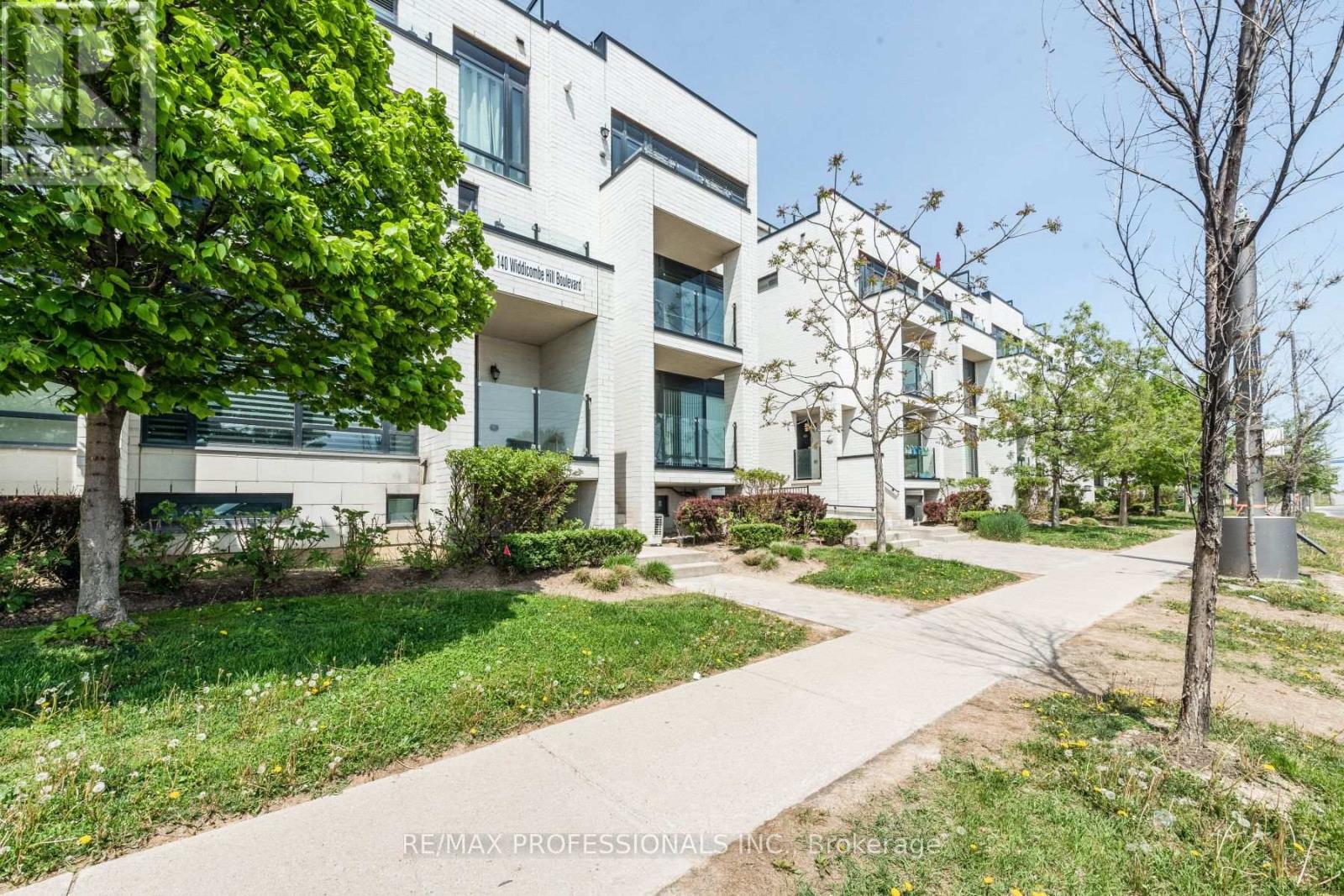 601 - 140 Widdicombe Hill Boulevard, Toronto, Ontario  M9R 0A9 - Photo 2 - W12957344