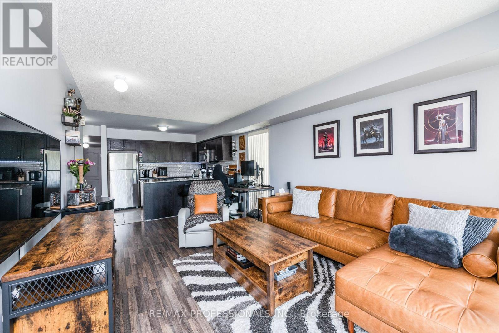 601 - 140 Widdicombe Hill Boulevard, Toronto, Ontario  M9R 0A9 - Photo 4 - W12957344