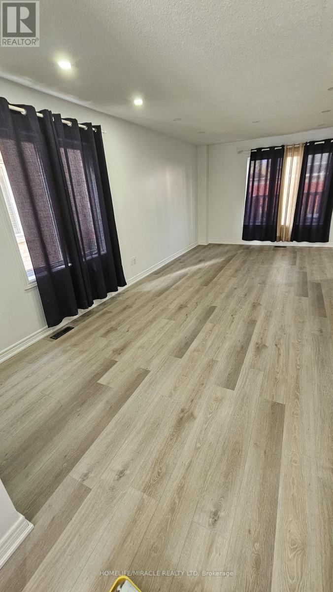 13 PRINCE CRESCENT, Brampton, Ontario