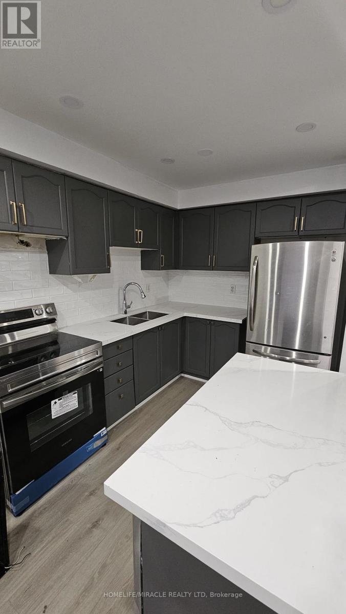 13 Prince Crescent, Brampton, Ontario  L7A 2C8 - Photo 5 - W12957354