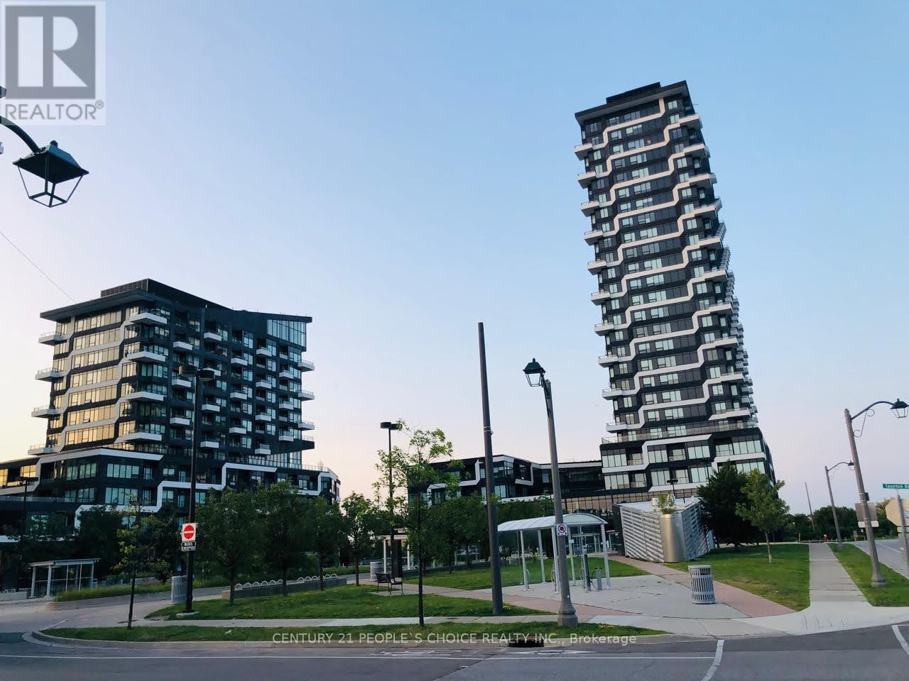 1702 - 297 OAK WALK DRIVE, Oakville, Ontario