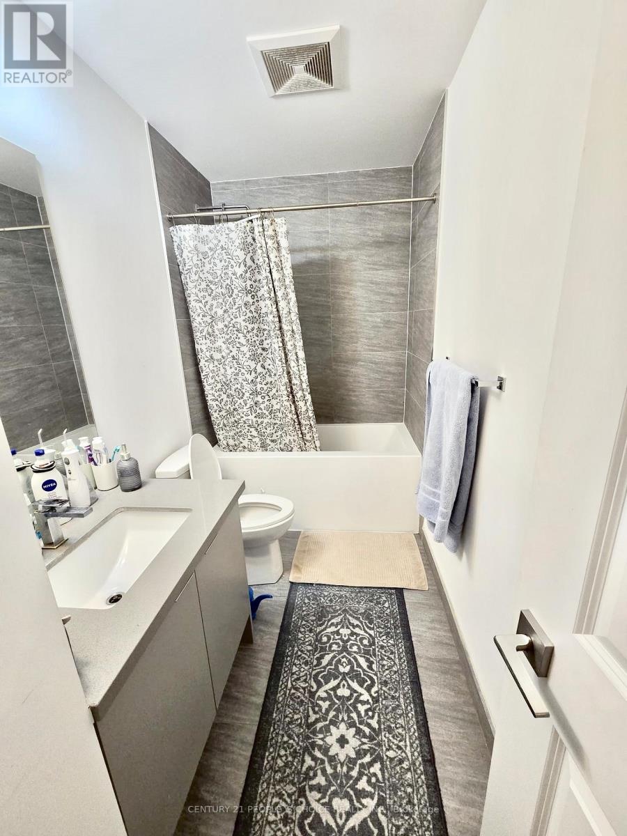 1702 - 297 Oak Walk Drive, Oakville, Ontario  L6H 3R6 - Photo 6 - W12957360