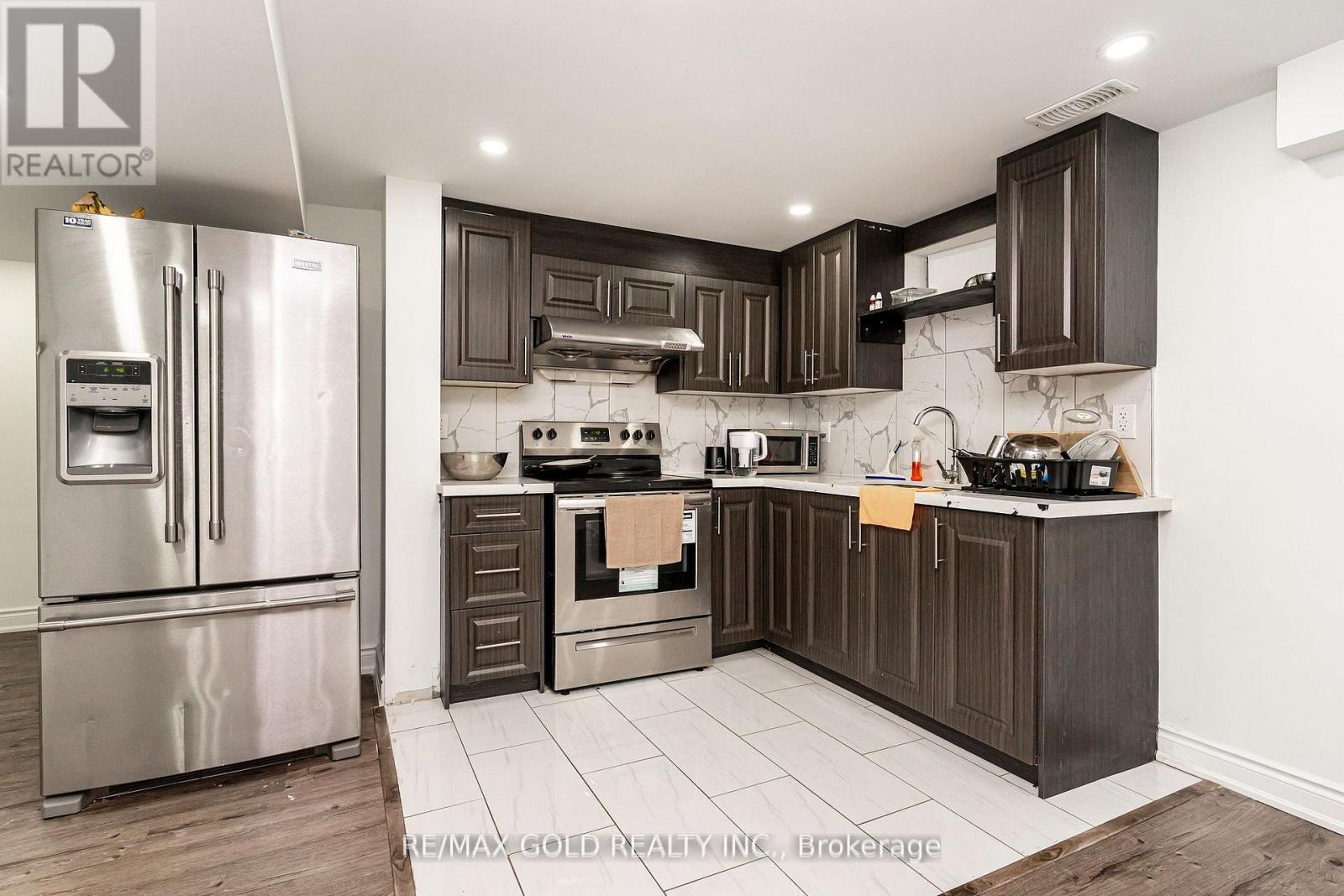 13 Martindale Crescent, Brampton, Ontario  L6X 2V7 - Photo 32 - W12957366