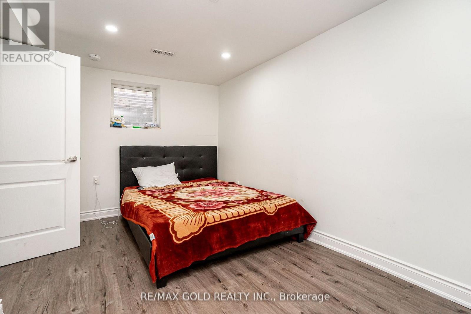 13 Martindale Crescent, Brampton, Ontario  L6X 2V7 - Photo 34 - W12957366