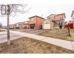 13 MARTINDALE CRESCENT, Brampton, Ontario