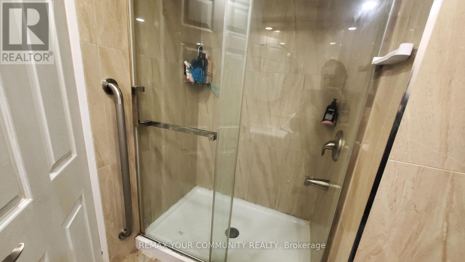 505 - 2470 Eglinton Avenue W, Toronto, Ontario  M6M 5E7 - Photo 12 - W12957388